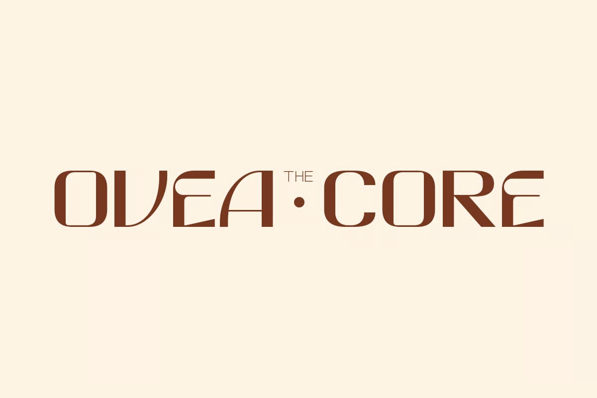 Moskaw Free Fashion Editorial Display Typeface 8